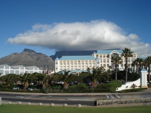 Tafelberg mit "Tischdecke"