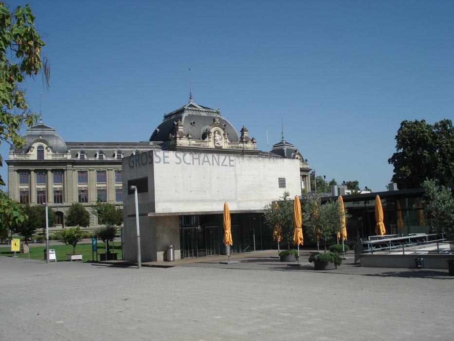 Grosse Schanze mit Universität Bern im Hintergrund