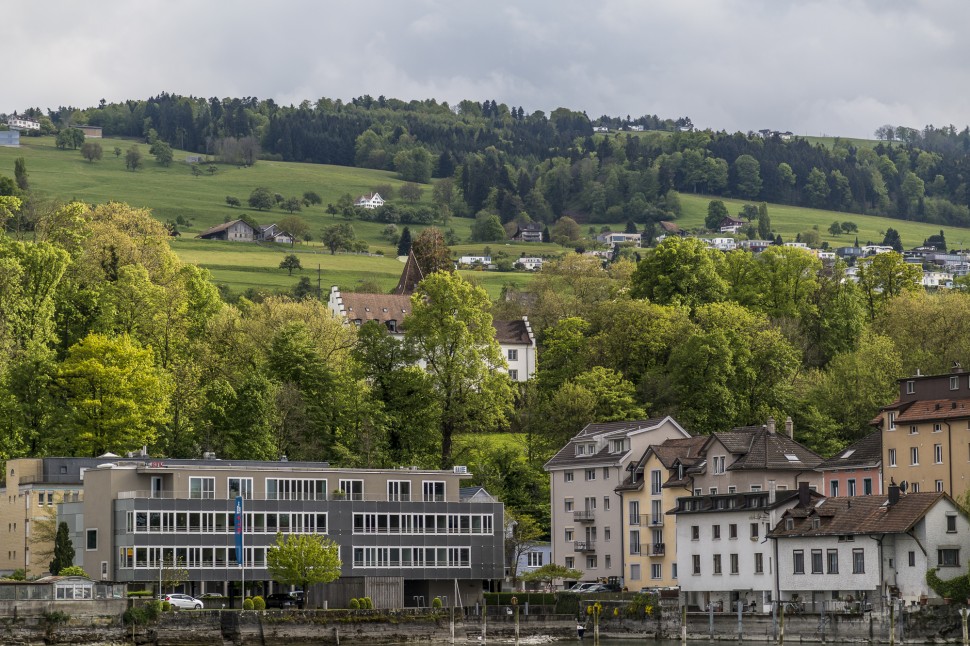 Schlosshotel Wartegg from the harbour