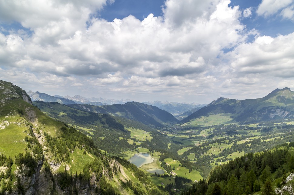 gstaad-Panorama-Lauenensee-1