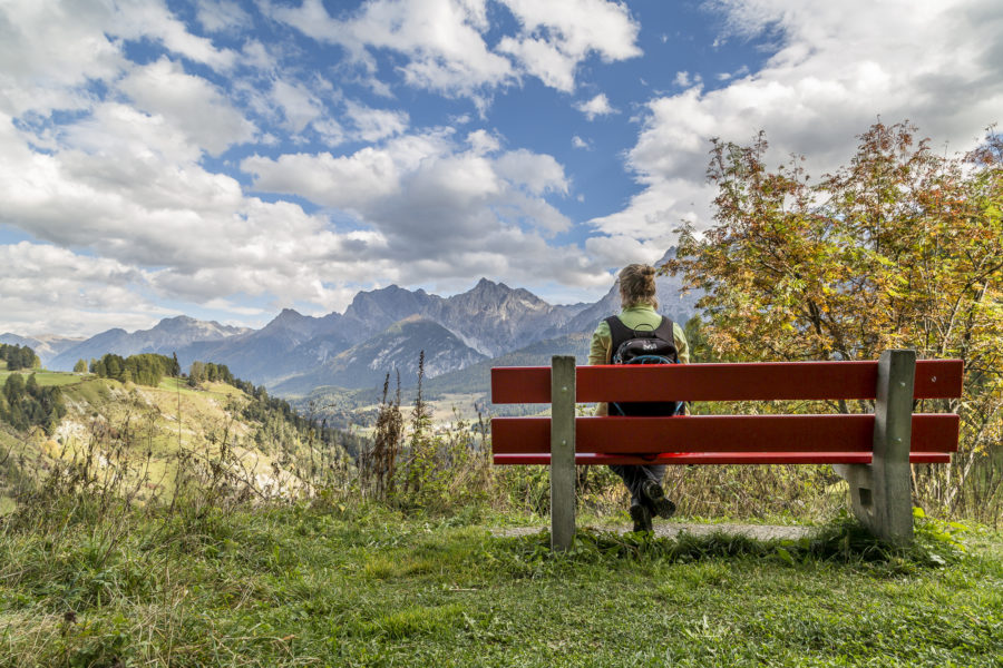 Hike between Ftan and Guarda