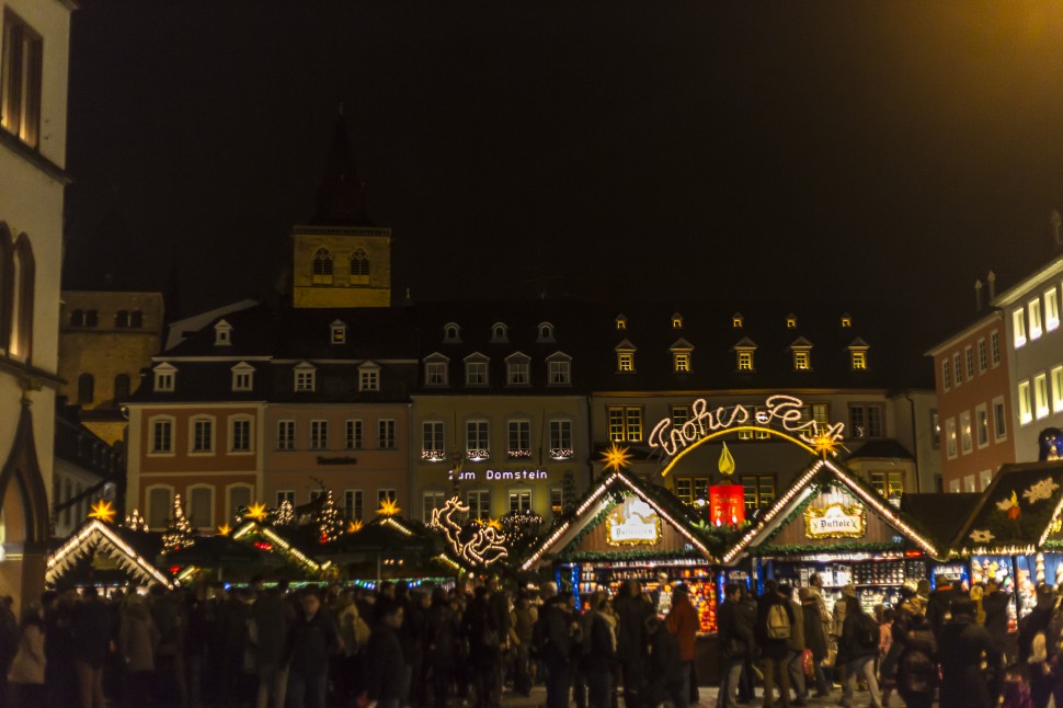 Trier-Frohes-Fest-Weihnachten