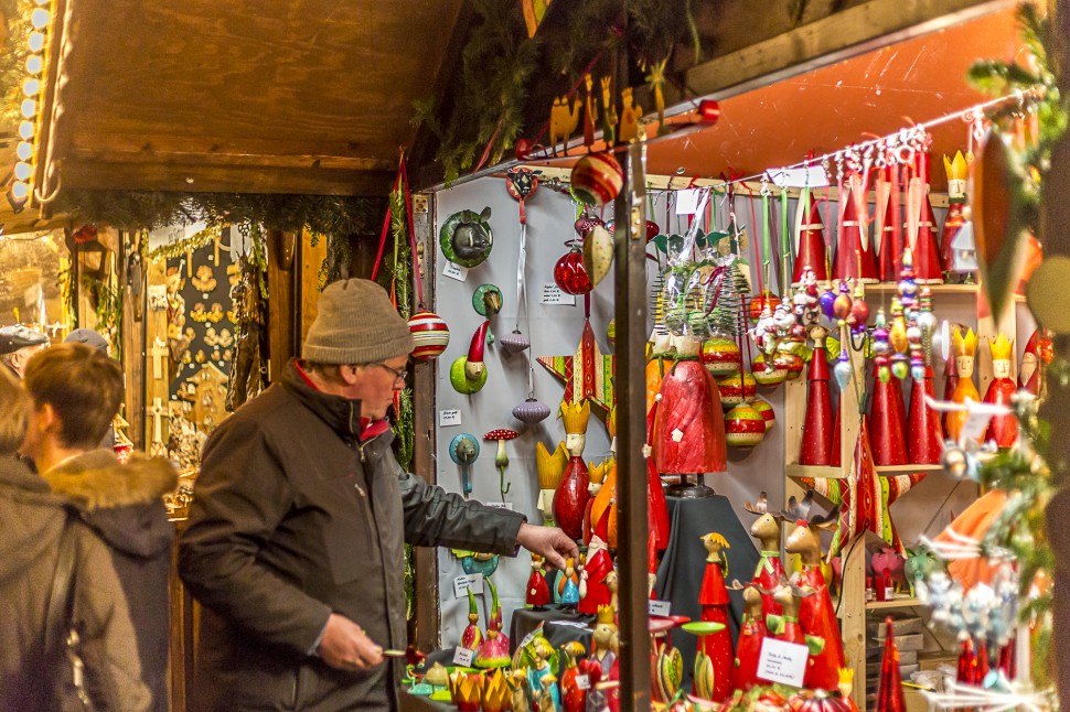 Trierer-Weihnachtsmarkt-Handarbeit