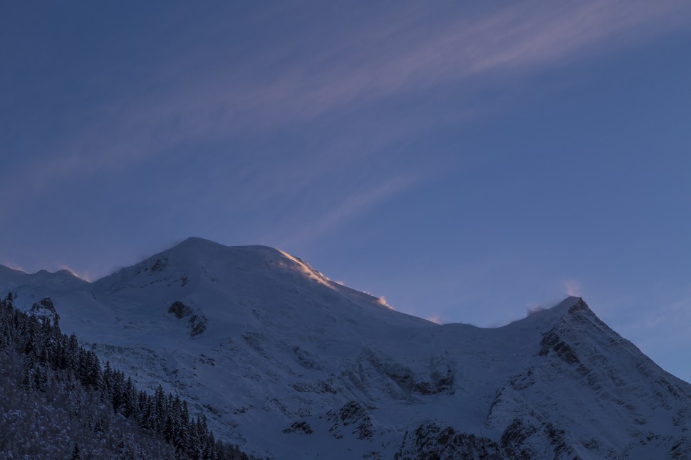 Blue-Hour-Mont-Blanc