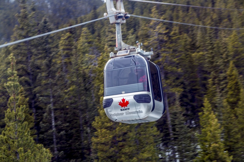 Banff-Sulphur-Mountain-Cablecar