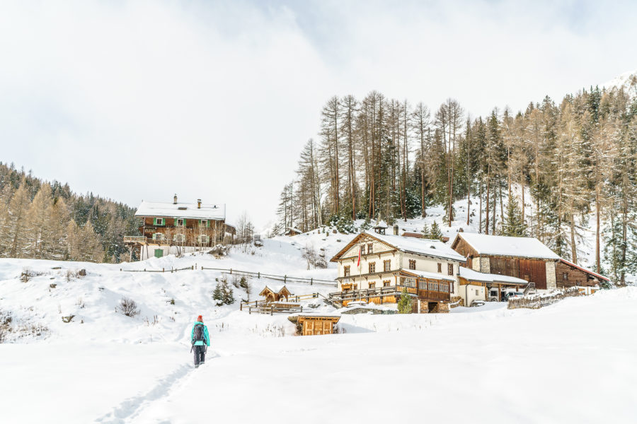 Vna – Zuort: Winter hike in Val Sinestra