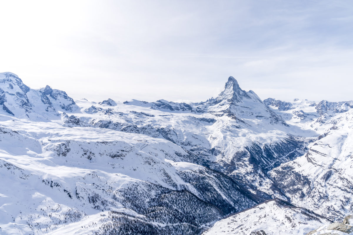 Rothorn Ausblick Richtung Matterhorn