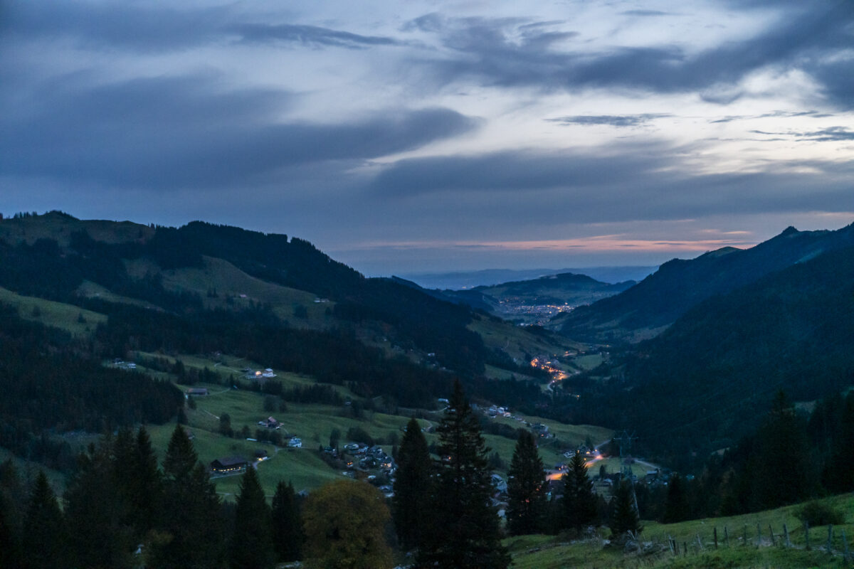 Brunni Alpthal at dusk