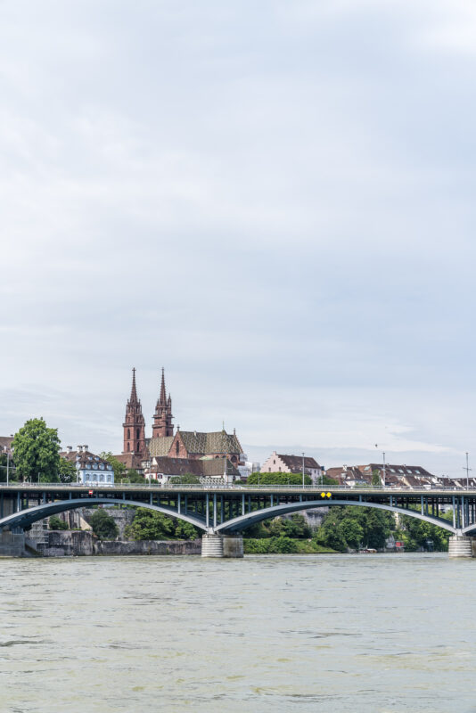 Basel Rhein Kathedrale