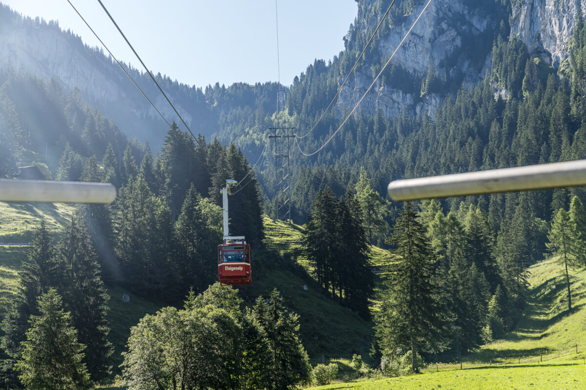 Elsigenalp Cable Car