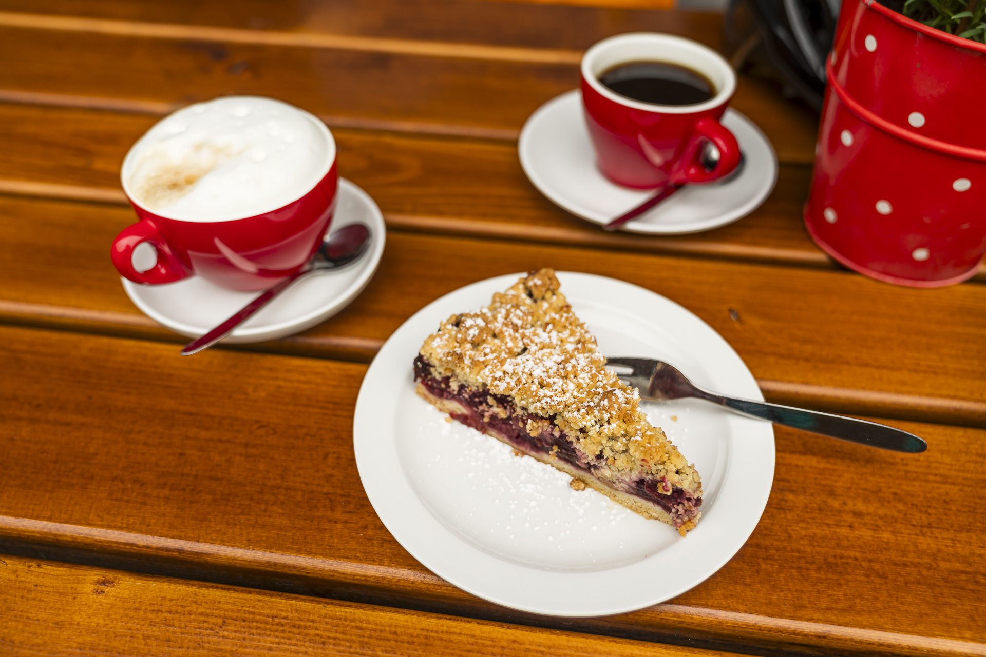 Cake at the Schwarzen Hütte