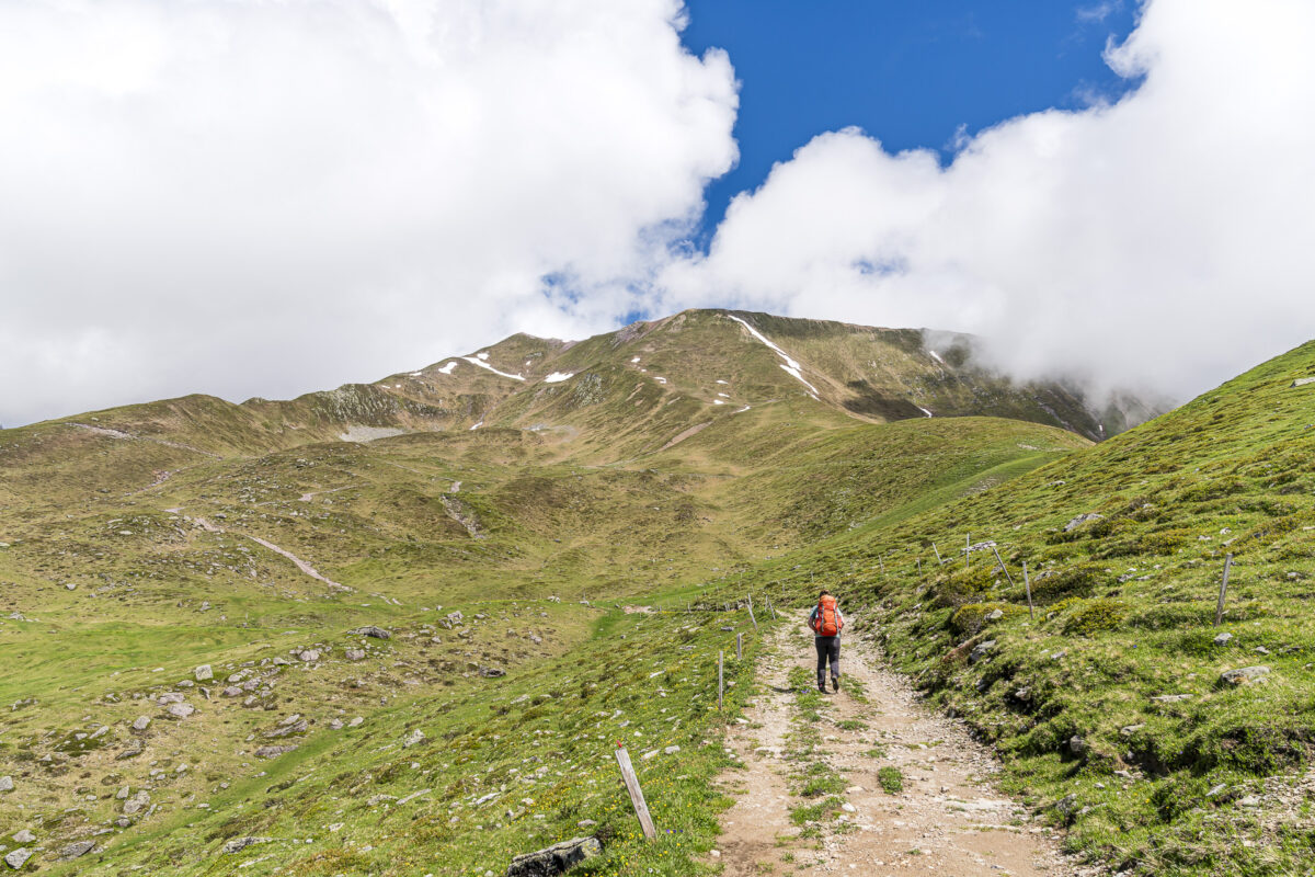 Ascent to Furcletta