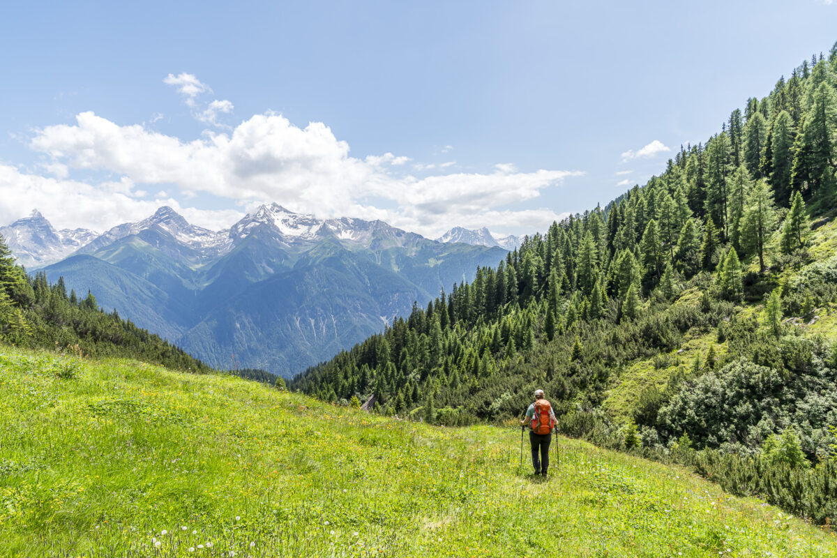 Descent to Alvaneu