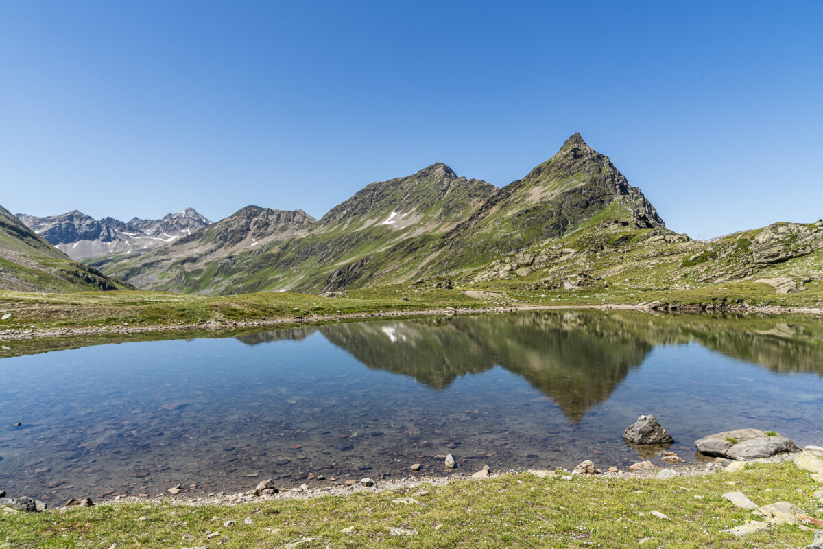 Mountain lakes at Vereinapass