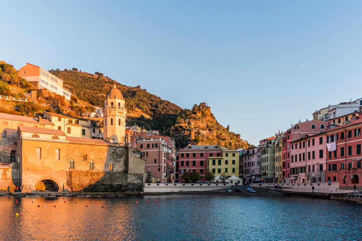 Hiking vacation in Vernazza Cinque Terre