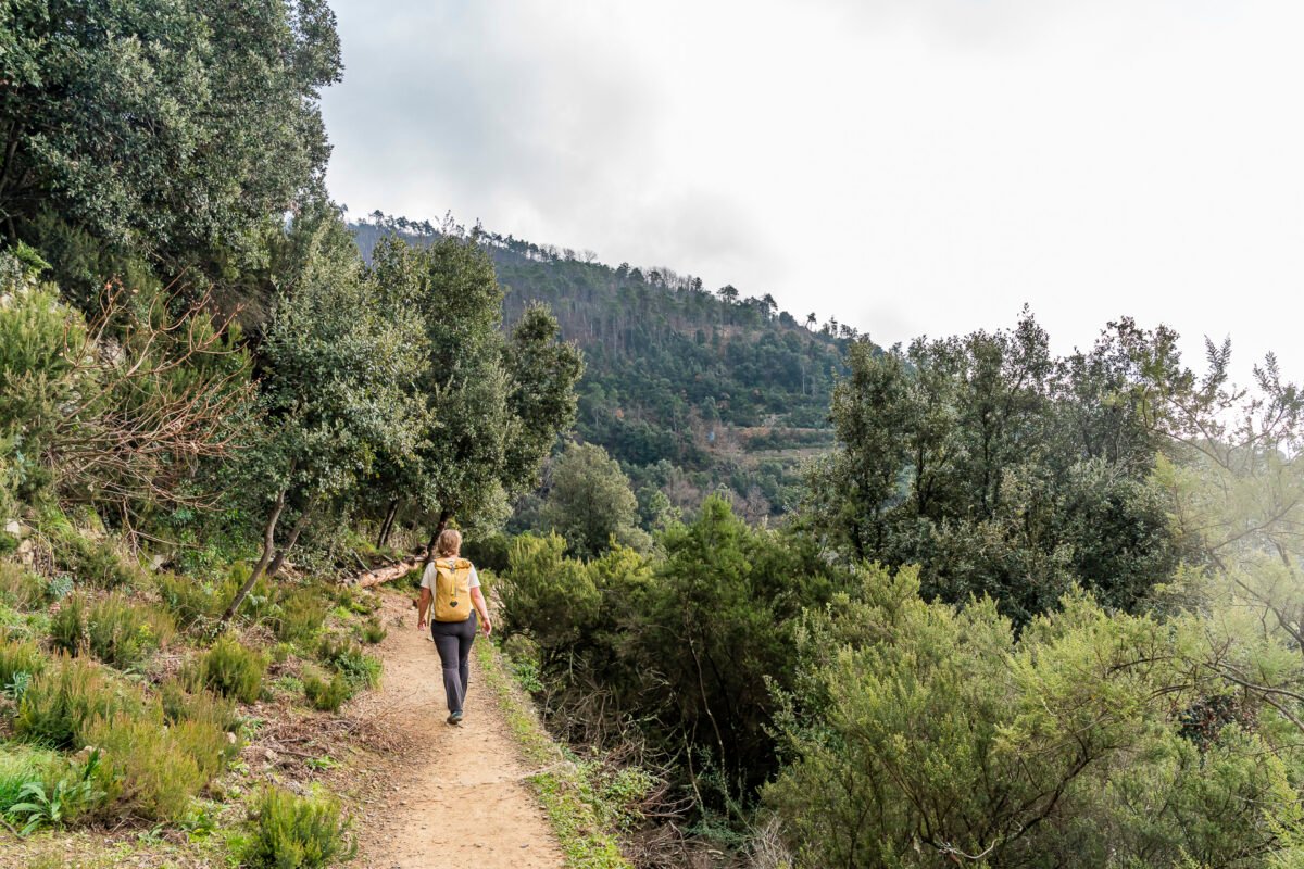 Hike Cinque Terre to Manarola