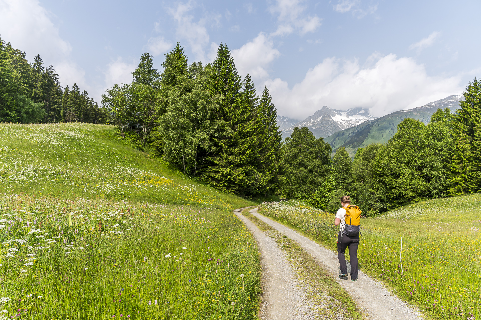Sentier de randonnée vers Sedrun