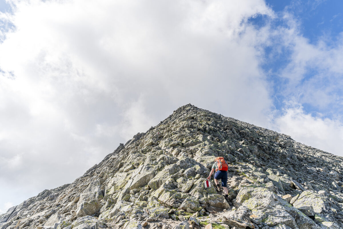 Hike to the Sidelhorn