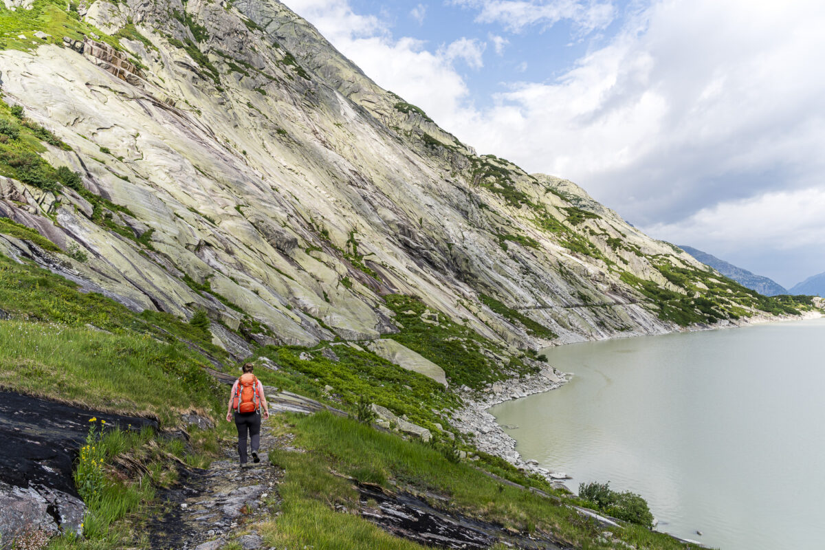 hiking trail along Räterichsbodensee