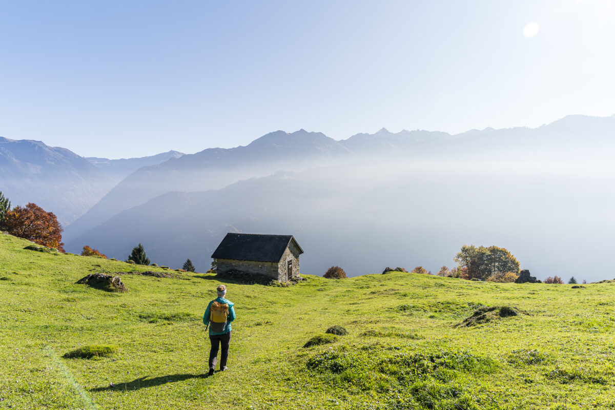 Hiking trail to Nidfurn