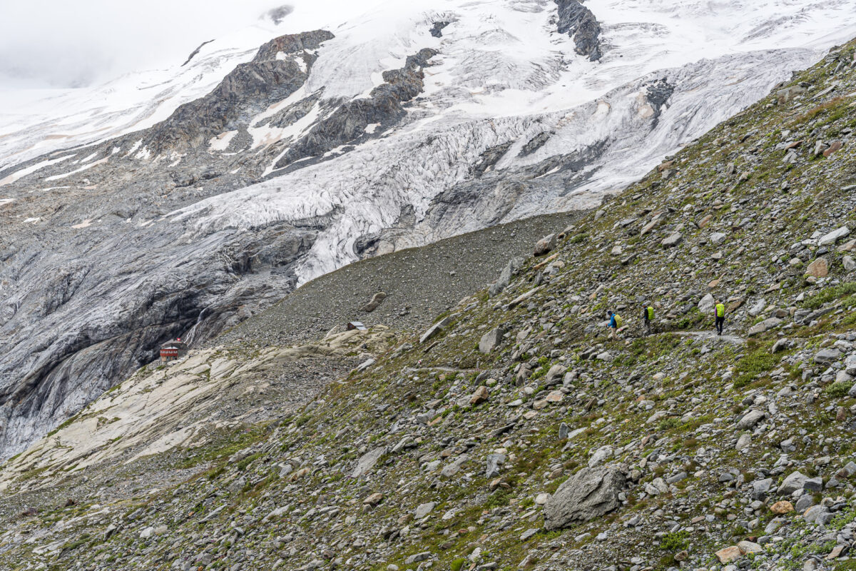 Trail to Chamanna Coaz