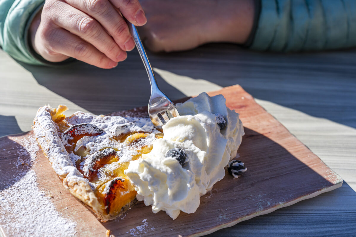 Kuchen im Restaurant Bischofalp