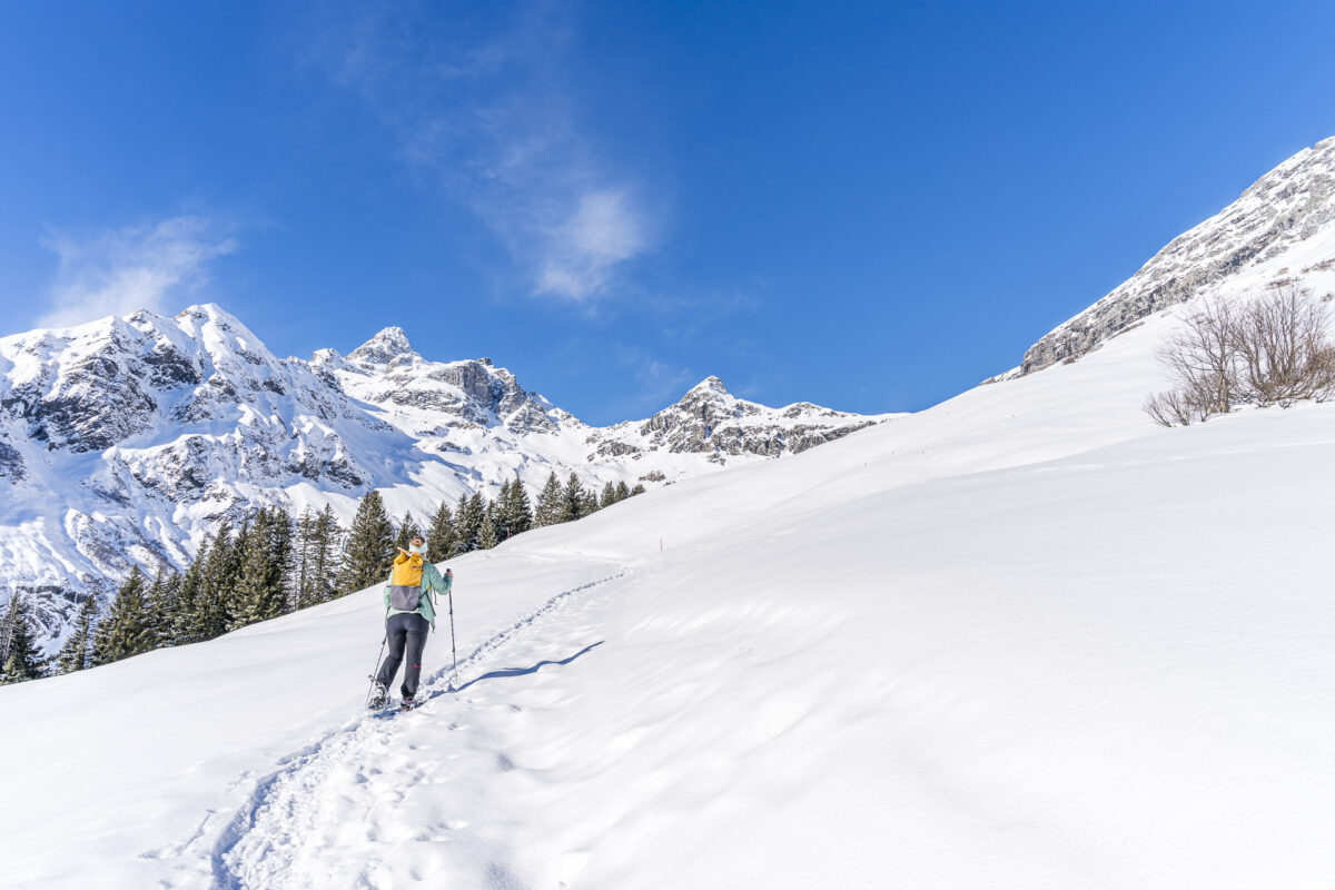 Schneeschuhwanderung bei Elm