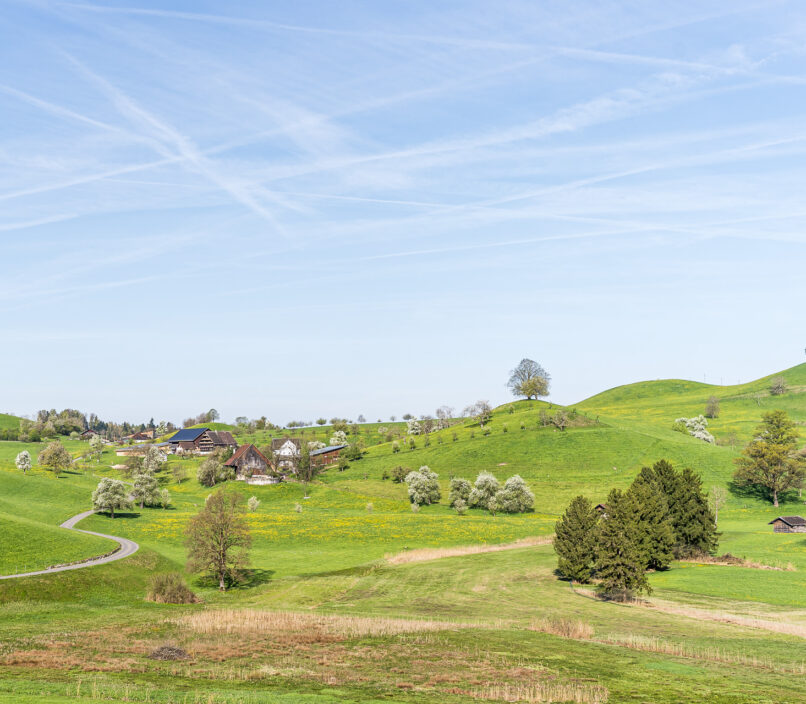 Hike Menzingen–Sihlsprung moraine landscape