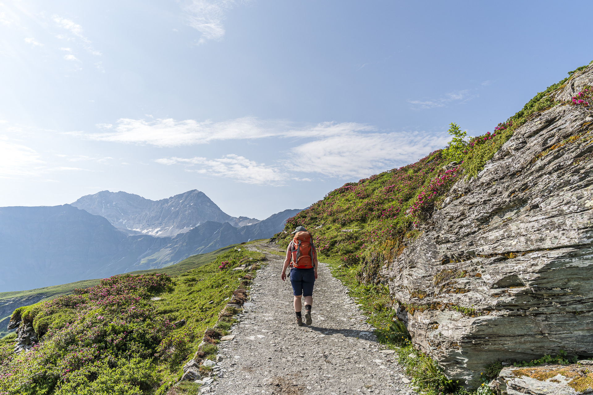 Ascent from Turra to the Tomül Pass