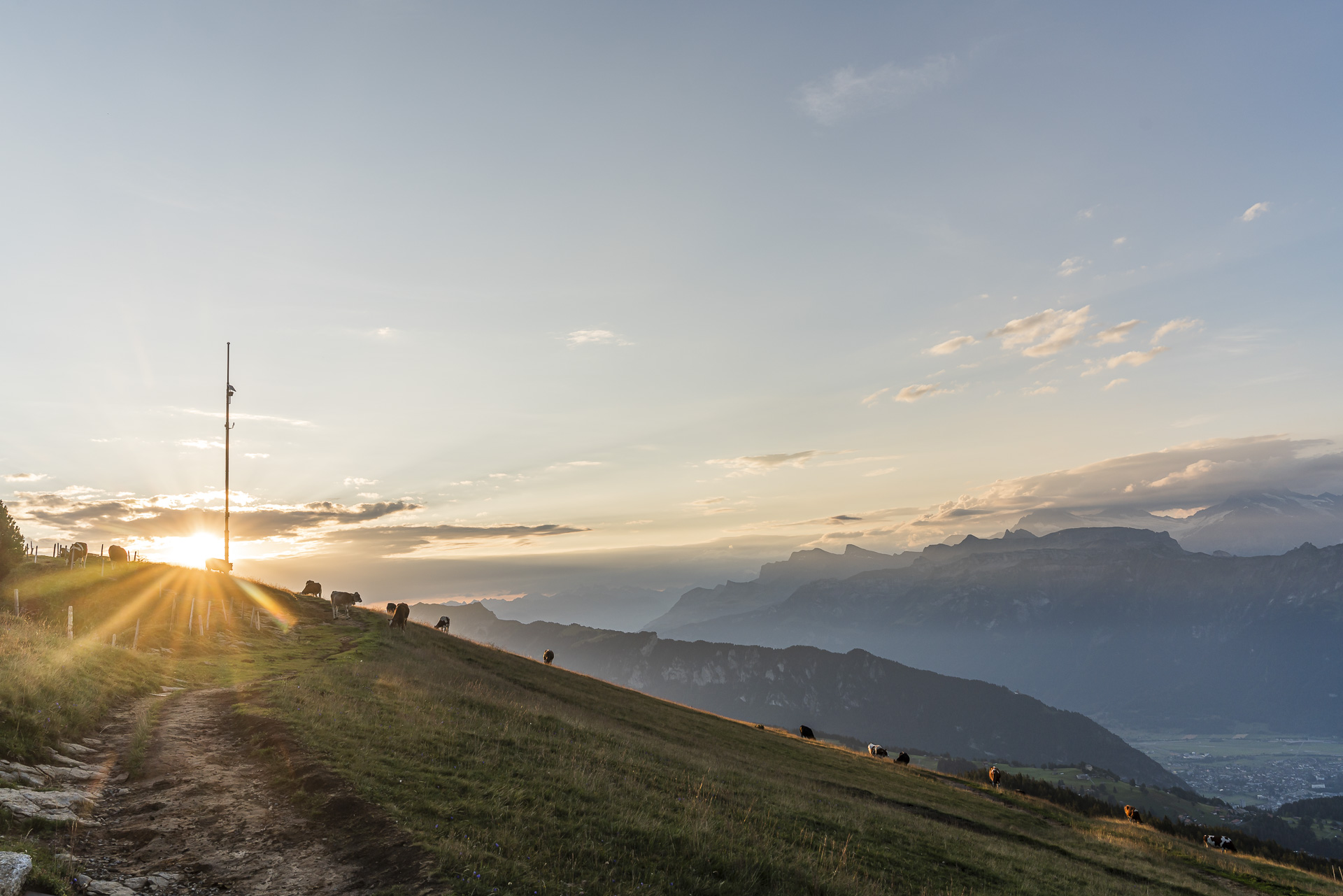 Sunrise at the Niederhorn