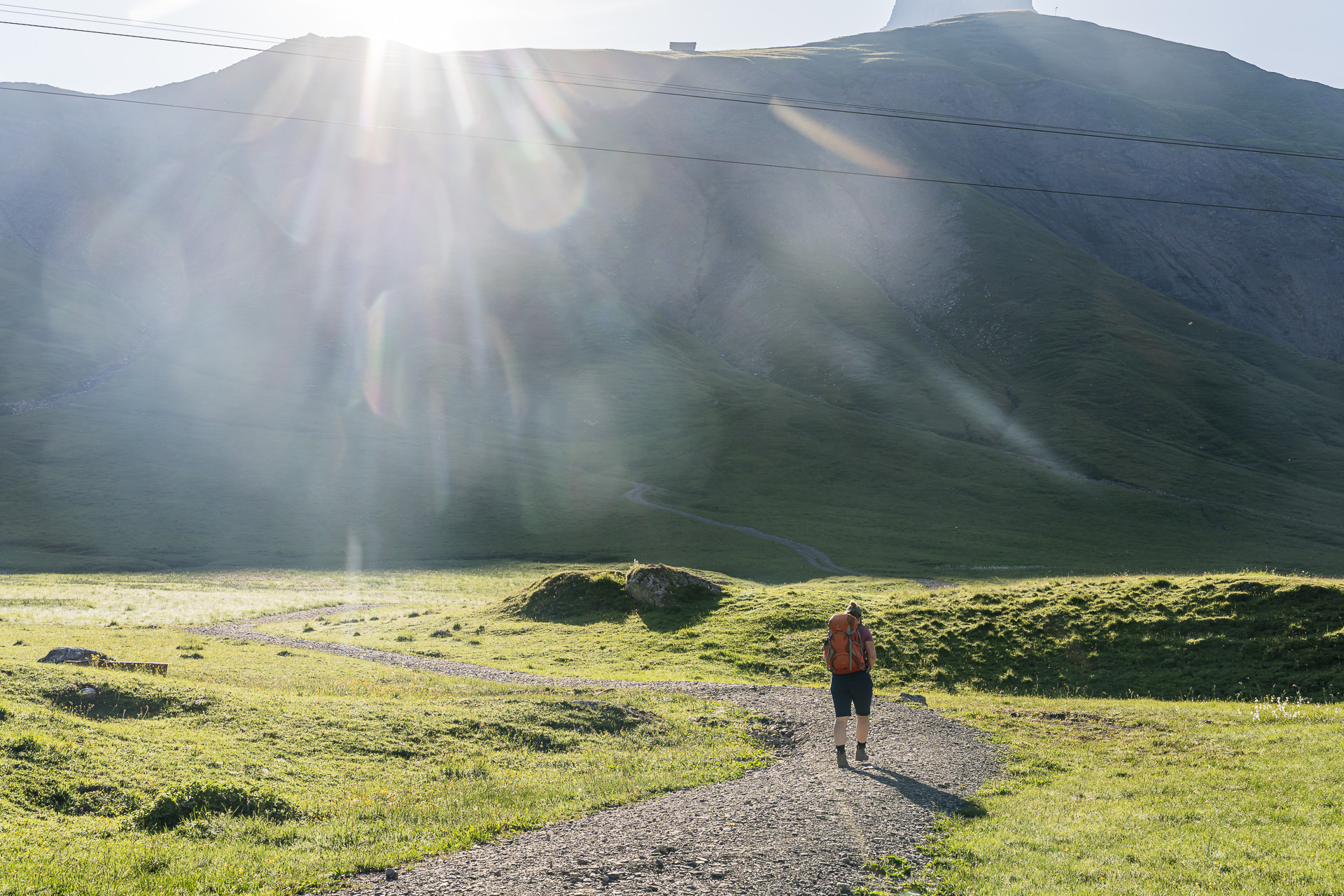 Early start of the hike on Engstligenalp