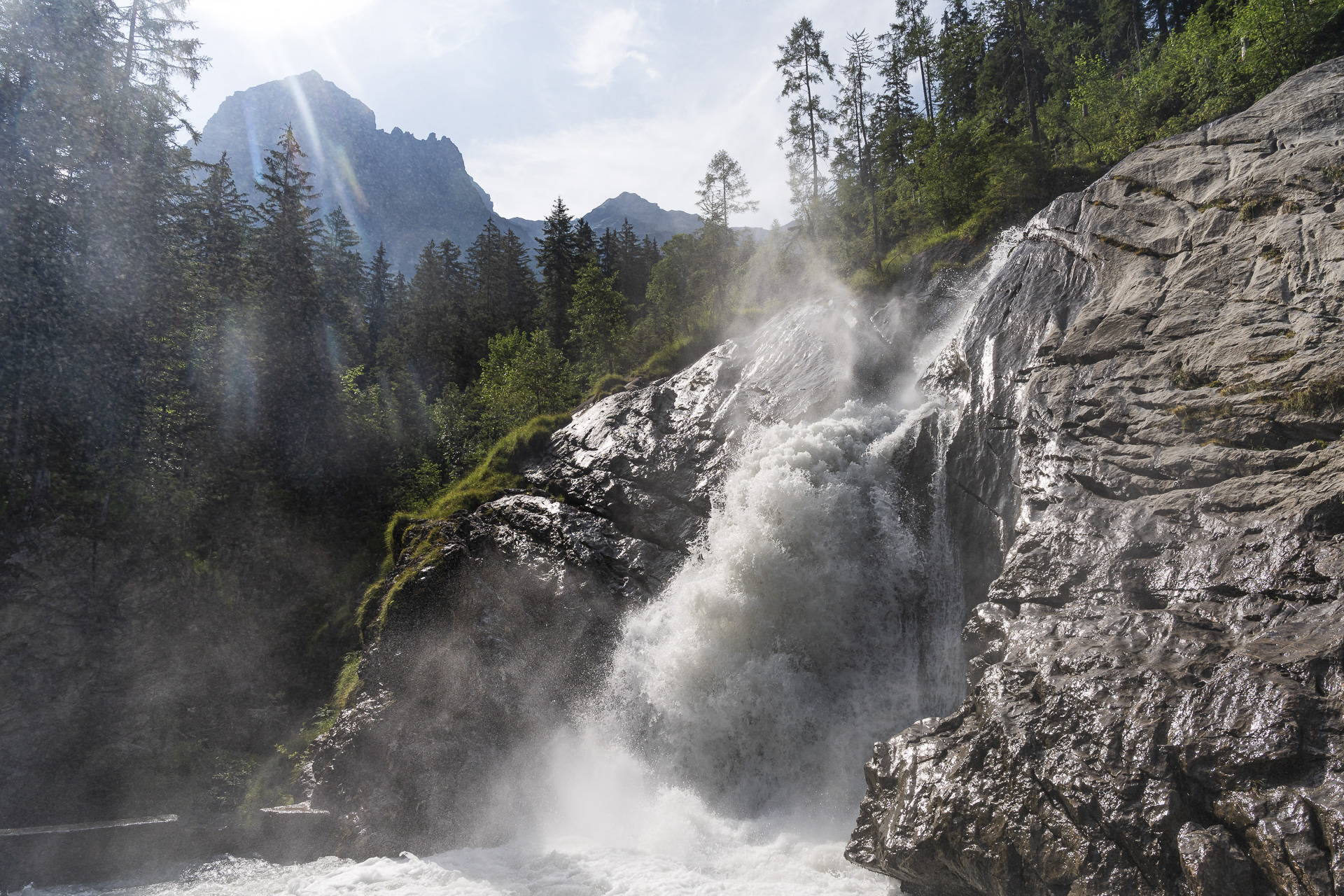 Simmen Falls