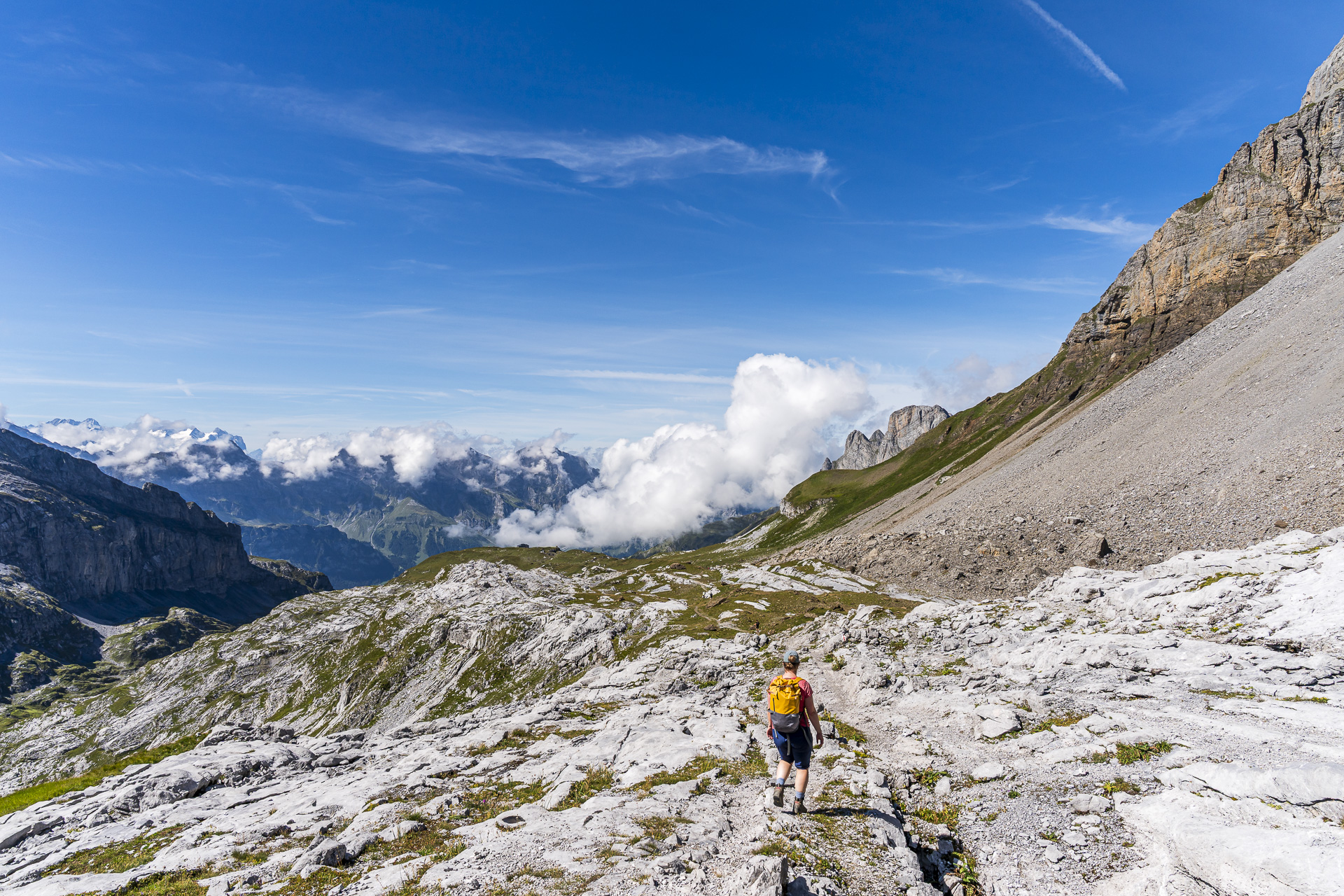 Trail to the Rugghubelhütte